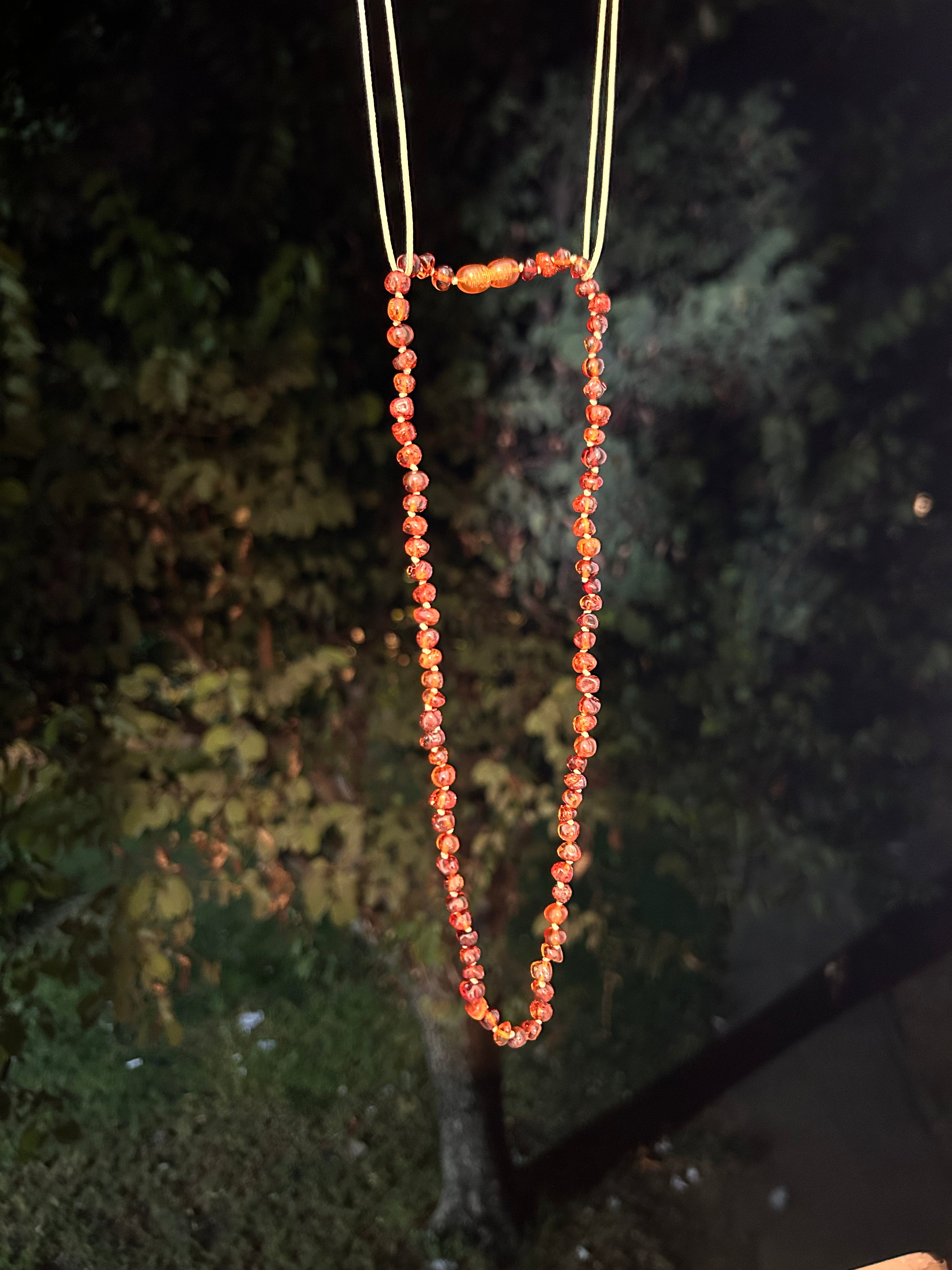 שרשרת ענבר בלטי - לאמא - קוניאק בהיר מבריק