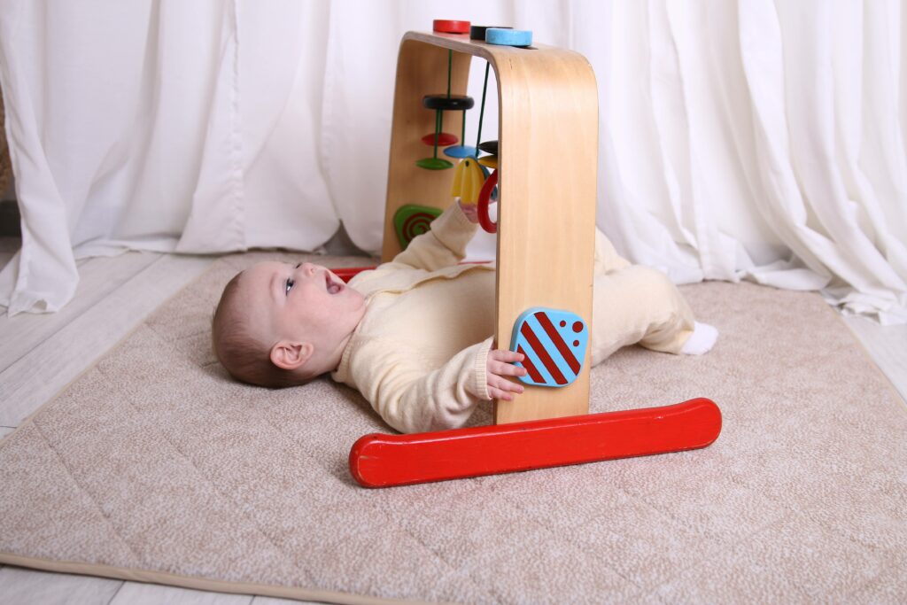 משטח פעילות - ריבוע לייט בלו