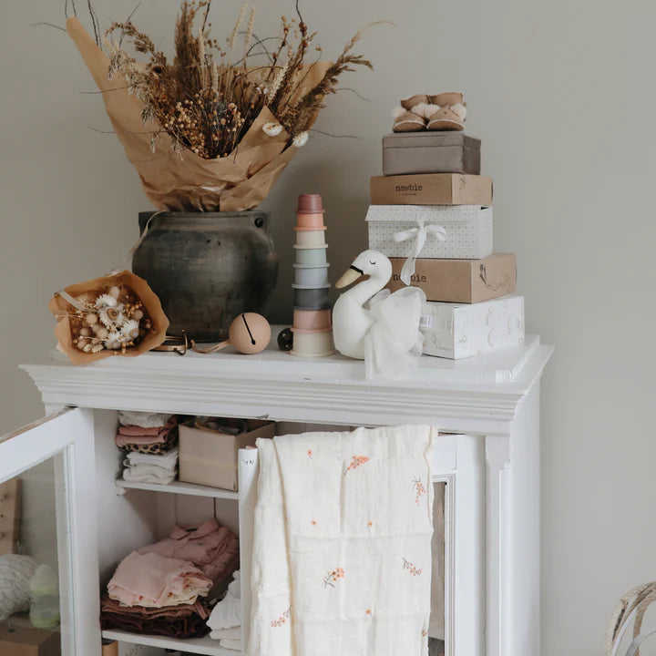 חיתול אורגני - פרחים ורודים