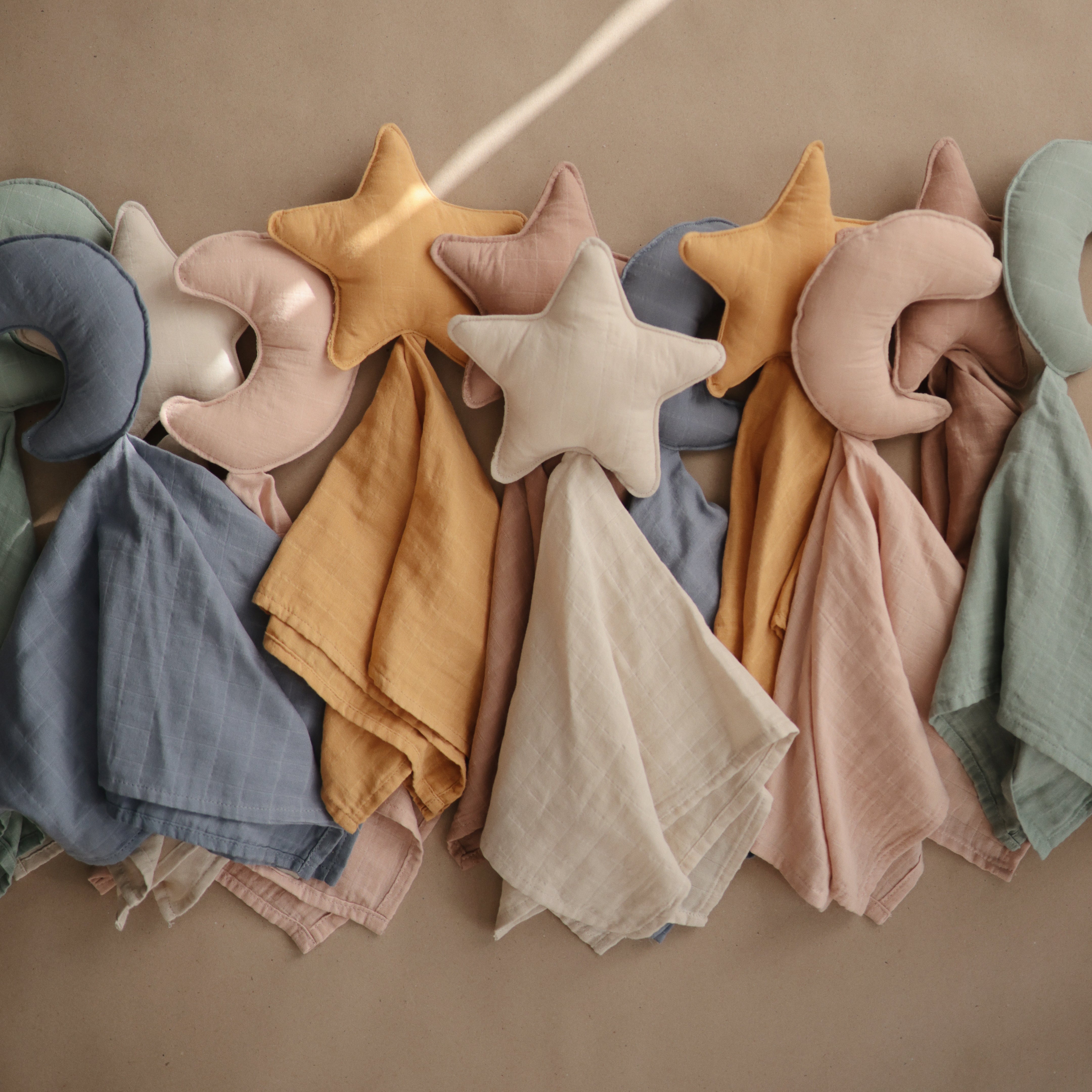 לאבי - מון רוז