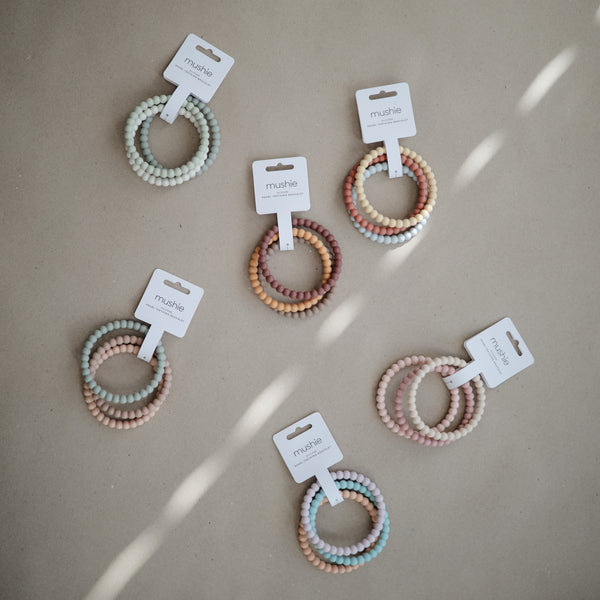 נשכני צמיד - שלישיה פנינים - מדו בלו פאודר