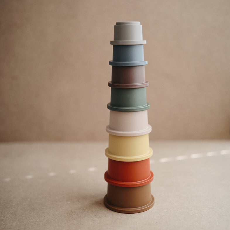 מגדל כוסות | רטרו