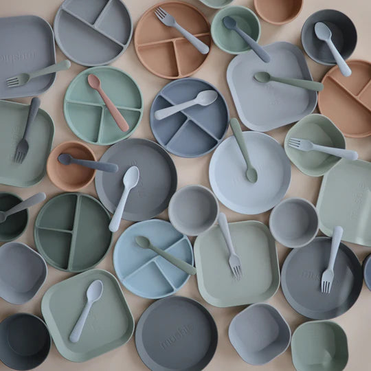 צלחת סיליקון מחולקת נצמדת - בלו