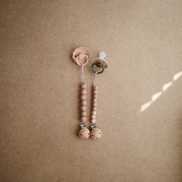 מחזיק קליפס למוצץ - היילו קלאודי מאוב