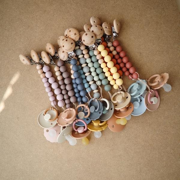 מחזיק קליפס למוצץ - היילו דפי