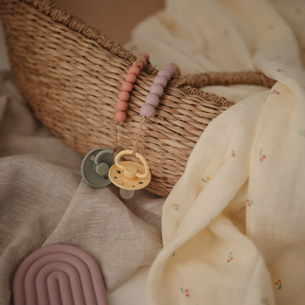 מחזיק קליפס למוצץ - היילו פאודר